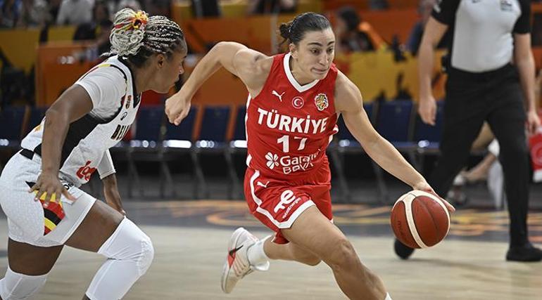 Potanın Perileri, Dünya Kupasında ilk maçta Belçikaya mağlup oldu