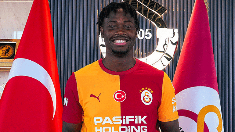 Galatasarayda Bitshiabu ve Leao planı Şampiyonlar Ligi öncesi prim müjdesi