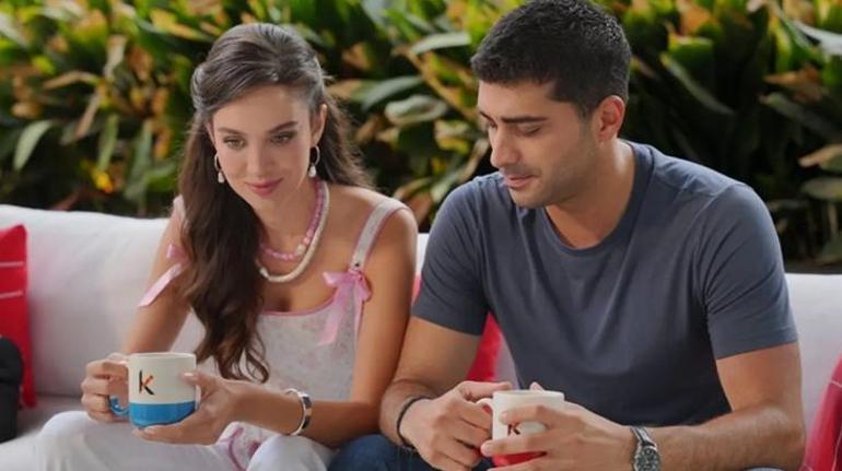 'Haysiyet' ilk bölümüyle ekrana damga vurdu! Mehmet ve Simay’ın romantik anları