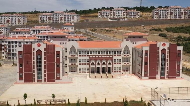 TOKİ’den eğitime dev yatırım Binlerce derslik, yüz binlerce öğrencinin ihtiyaçlarına yönelik dev sosyal donatı yatırımı