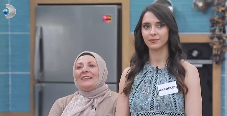 İşte günün birinci gelini 👰 Gelinim Mutfakta’da Günün En Yüksek Puanını Kim Aldı ve Birinci Oldu