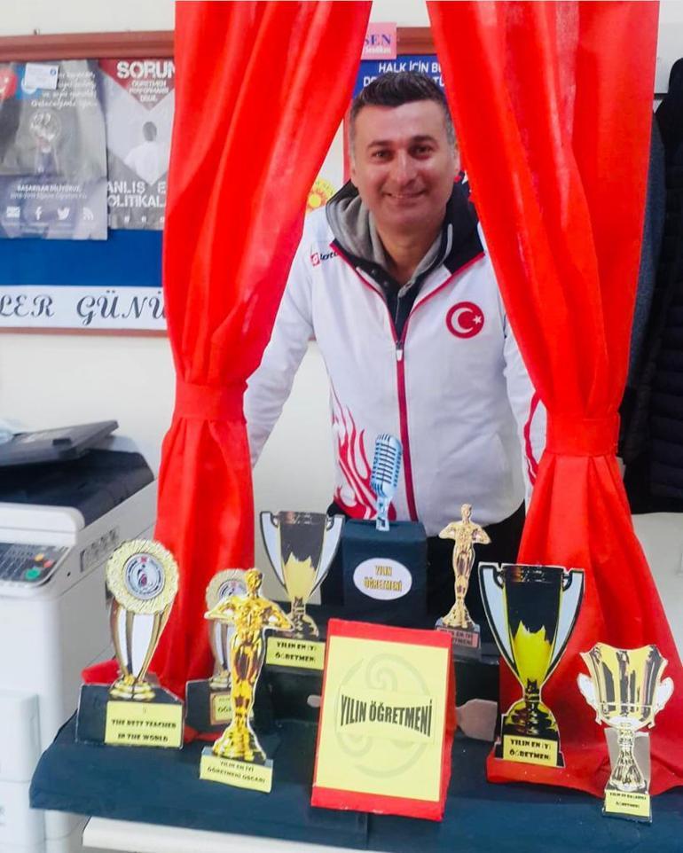 14 ay hapis yattı, 8 yıl sonra gerçek ortaya çıktı Özgür öğretmen, öğrencilerine kavuşmak için gün sayıyor