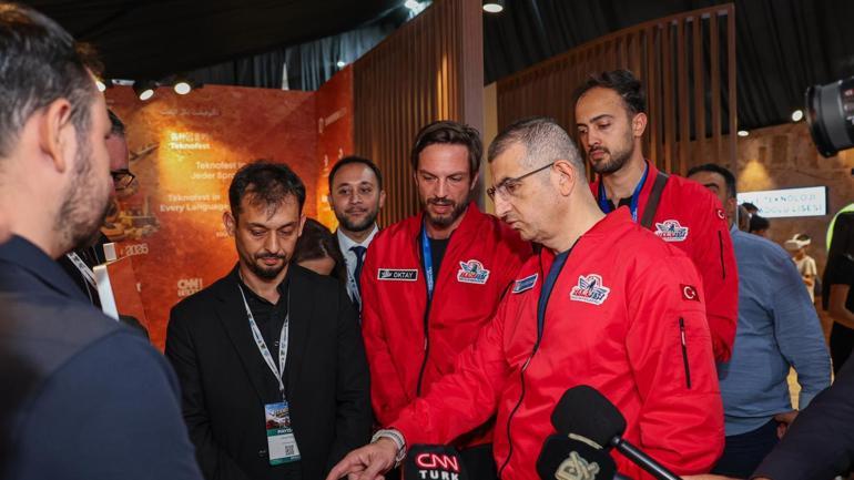 Baykar Genel Müdürü Haluk Bayraktar, Demirören Medya standını ziyaret etti