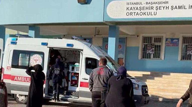 Son dakika... Başakşehirde Şeyh Şamil İmam Hatip Ortaokulunda bıçaklı saldırı Yaralı öğrenciler var
