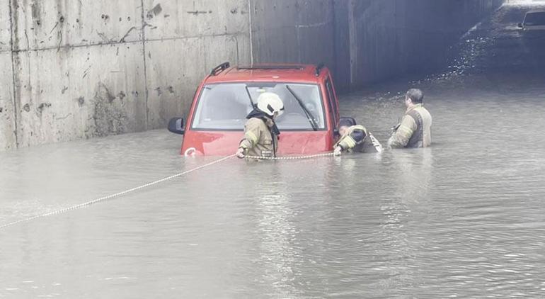 Meteoroloji İstanbul'da şiddetli yağmur uyarısı yaptı