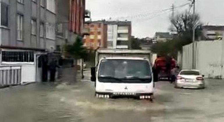Meteoroloji İstanbul'da şiddetli yağmur uyarısı yaptı