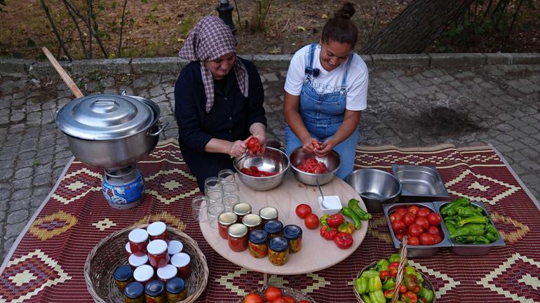 Keçi yetiştiriciliğiyle başladılar Şu an 100 dönüm arazide türlü çeşit tarım yapıyorlar