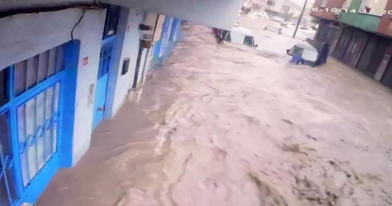 İstanbulda sel felaketinde yeni görüntü Anlatılacak gibi değil