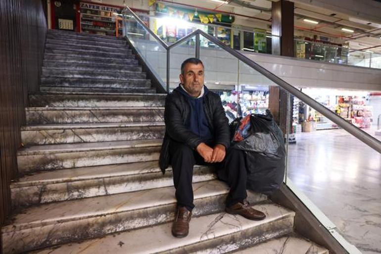 12 yıldır Esenler Otogarında yaşıyor Tek isteği sıcak bir yuva ve iş
