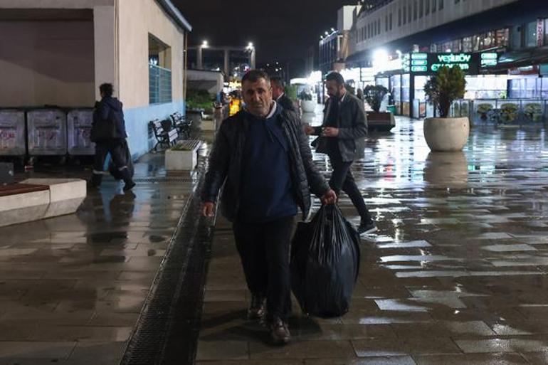 12 yıldır Esenler Otogarında yaşıyor Tek isteği sıcak bir yuva ve iş