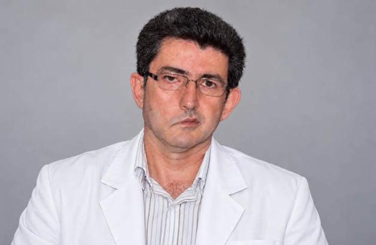 Önce çocuklara can yeleği giydirdi Tekne faciasında can veren doktor toprağa verildi