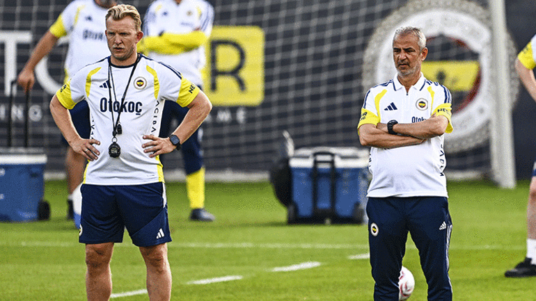 Fenerbahçede İsmail Kartal sonrası Dirk Kuyt kararı