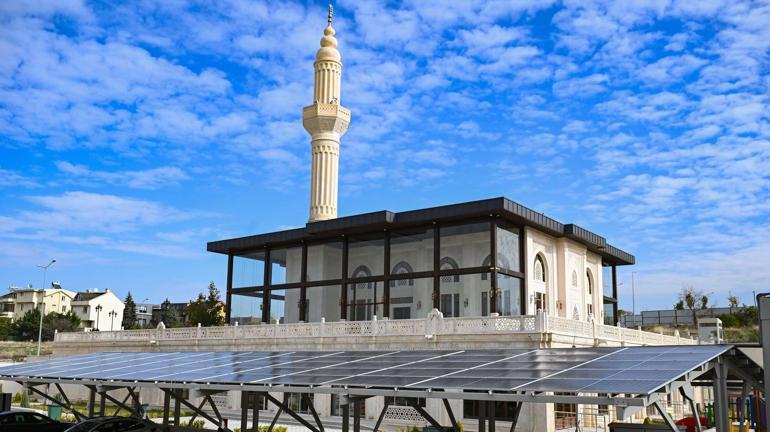 Ankarada bir cami güneş enerjisiyle elektrik faturasını sıfırladı