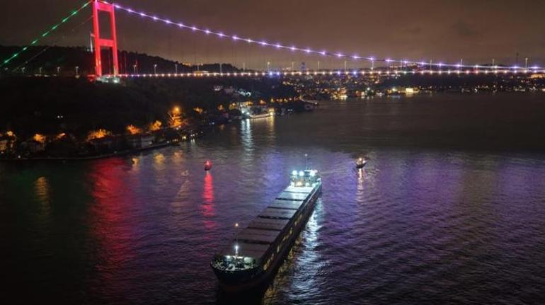 İstanbul Boğazında Kanlıcadaki gemi arızası giderildi