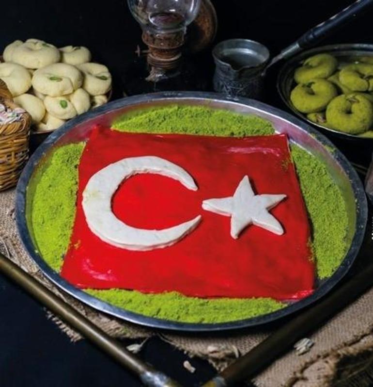 Kiliste 29 Ekime özel ay yıldızlı katmer
