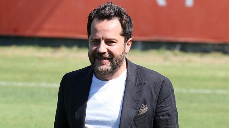 Galatasaraydan forvete sürpriz hamle Kulübü transfer görüşmelerine izin verdi