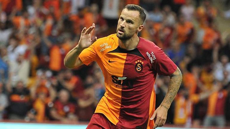 Galatasaray, Seferovic sonrası bir yabancı forveti daha transfer ediyor Görüşmeler başladı