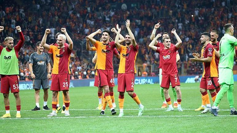 Galatasarayda şoke eden ayrılık kararı Yeni transfer devre arasında gidiyor