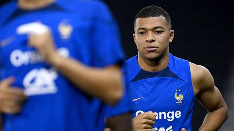 Dünya Kupasına damga vuran Kylian Mbappe için PSGden ayrılık kararı Yeni takımını duyurdular