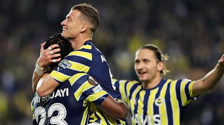 Fenerbahçe-AEK Larnaca maçında Rumları çıldırtan görüntü: Türklerin yeni meydan okuması