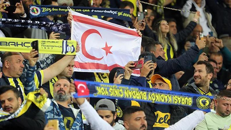 Fenerbahçe-AEK Larnaca maçında Rumları çıldırtan görüntü: Türklerin yeni meydan okuması