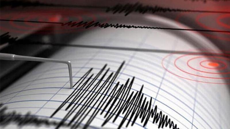 Powerful 7.8 earthquake strikes southern Philippines, triggering tsunami alerts