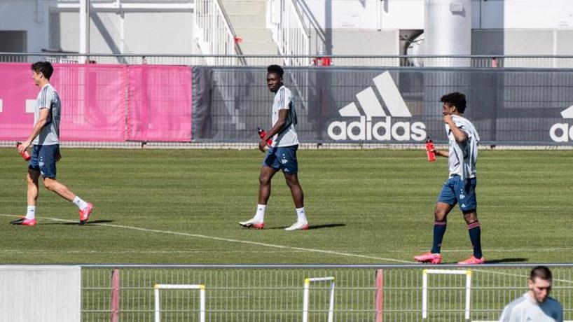 Açıklama geldi Bundesligada maçlar mayısta başlıyor...
