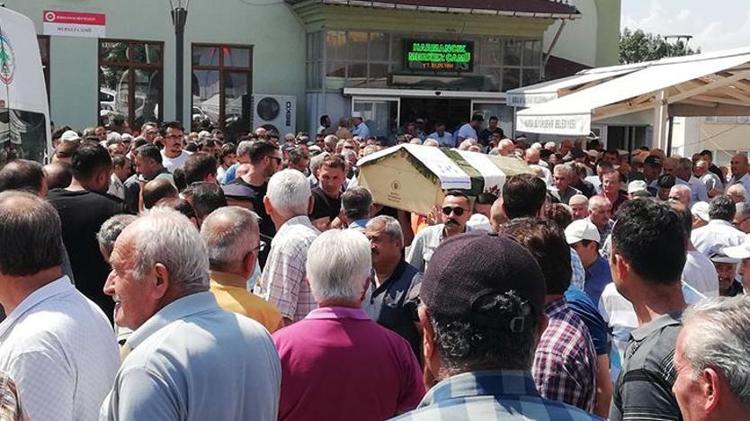 Milli futbolcu Ozan Tufanın amcası hayatını kaybetti