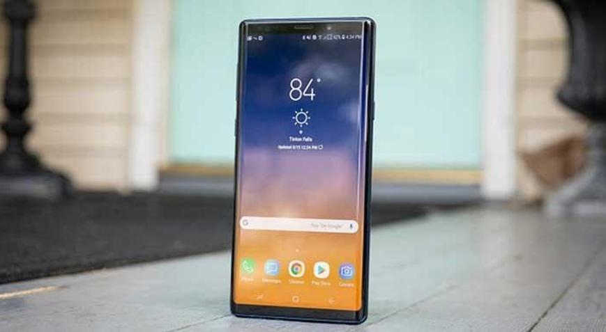 Bazı Samsung Galaxy Note 9 ekranlarında ışık sızıntısı belirtileri var
