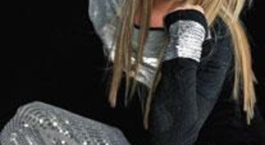 İkinci kez anne oldu