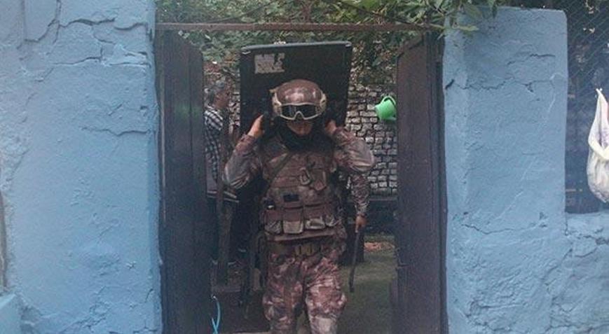 İstanbulda son dakika şafak operasyonu Çok sayıda gözaltı