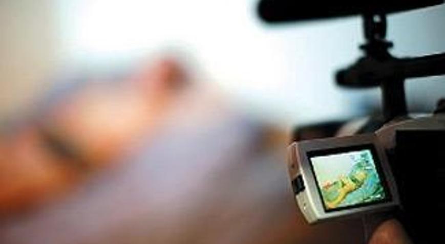 Vaginada prezervativ qolgan edi