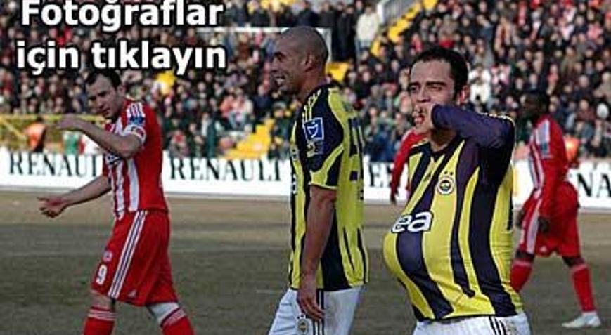 Fenerbahçe Sivasspor'u farklı geçti, zirveyi geri aldı- Son Dakika