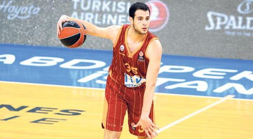 Soyunma odasında tokat