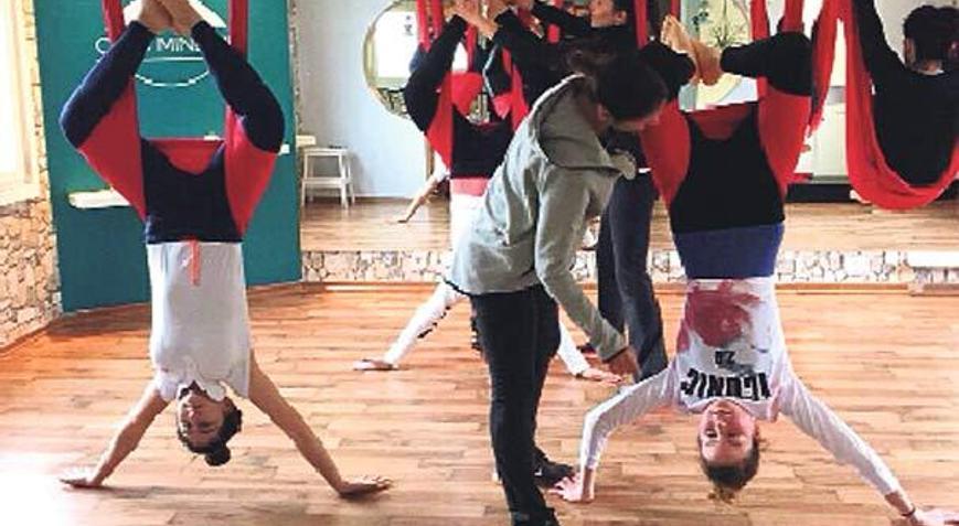 Antigravity yoga ile uçuyoruz