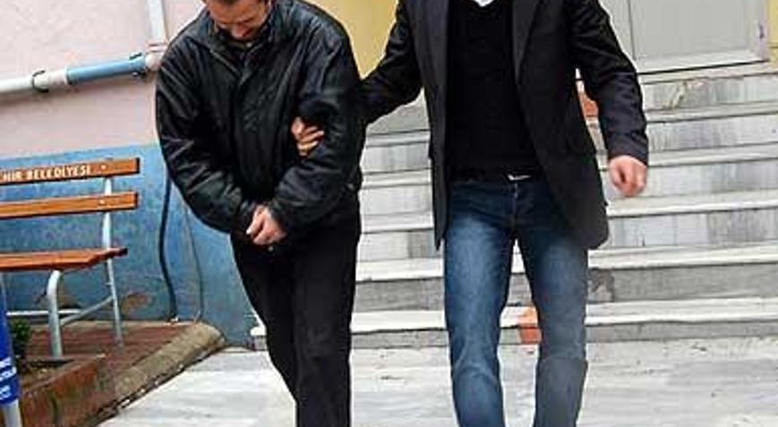 Çocuklara zorla porno film izlettirdi - Son Dakika Haberler Milliyet