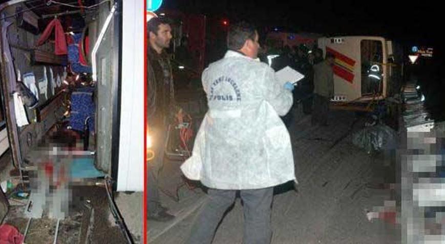 İşçileri taşıyan servis midibüsü devrildi: 5 ölü