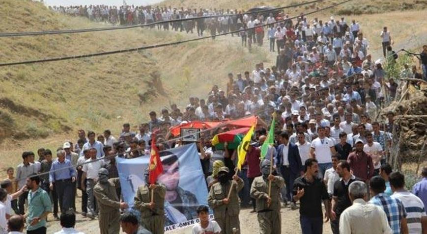 Suriye’de çatışmada ölen YPGli Başkale’de toprağa verildi