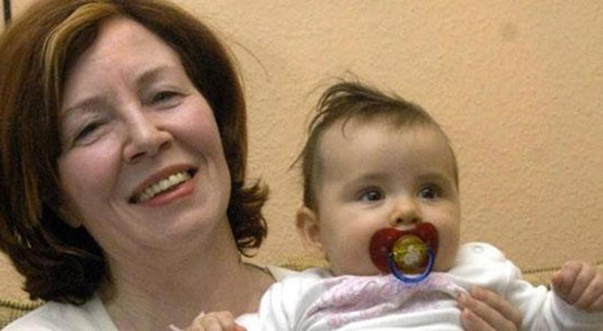 13 çocuk annesi 65 yaşındaki kadın dördüz doğurdu