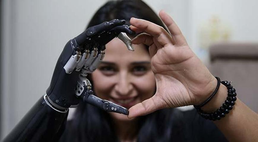 Yaşadıkları yıldırmadı, Revoyla hayata tutundu