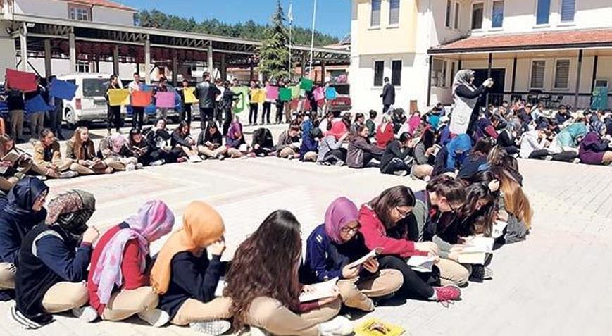 Kütüphanesi olmayan ilçede Kütüphane Haftası kutlaması