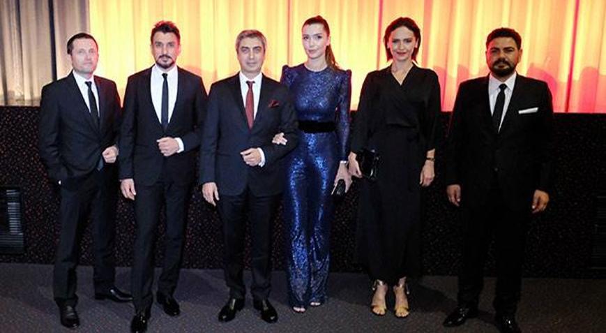 Berlinde Kurtlar Vadisi Vatan coşkusu Berlinde Kurtlar Vadisi Vatan coşkusu
