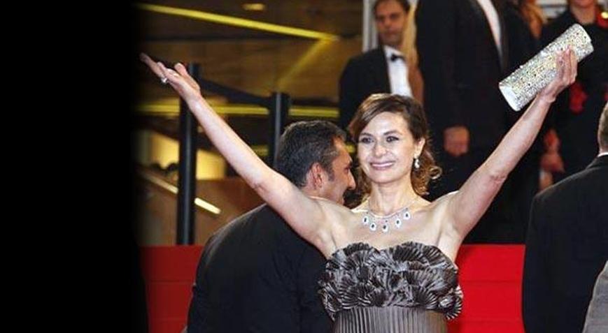 Özgecan aslan yakılmış hali