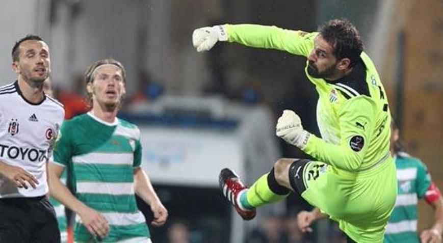 Scott Carson gönderildi
