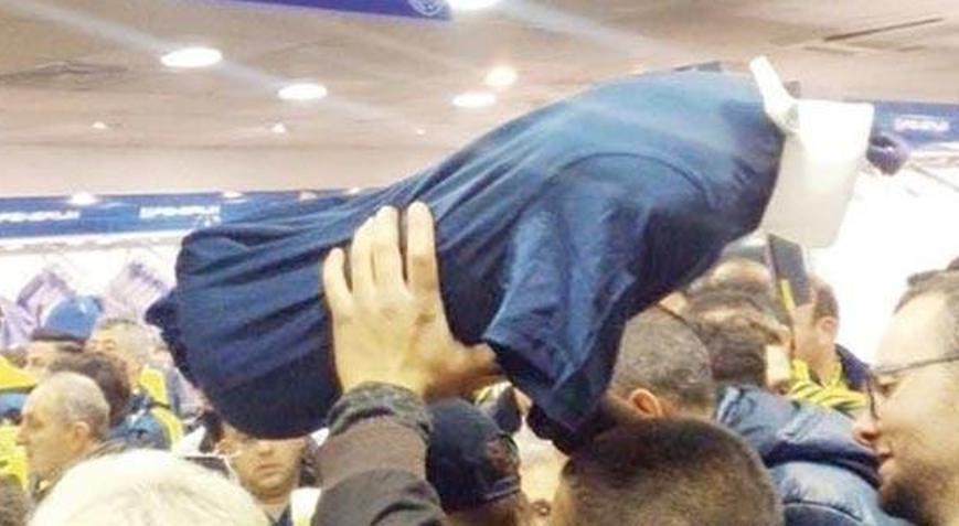 Fenerbahçeliler akın etti 1 saatte 5 bin...