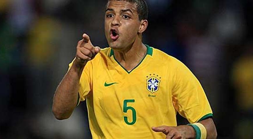 Felipe Melodan Palmeirasa 3 yıllık imza