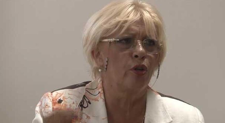 İzmirde ilk kez bir kadın Büyükşehir aday adayı