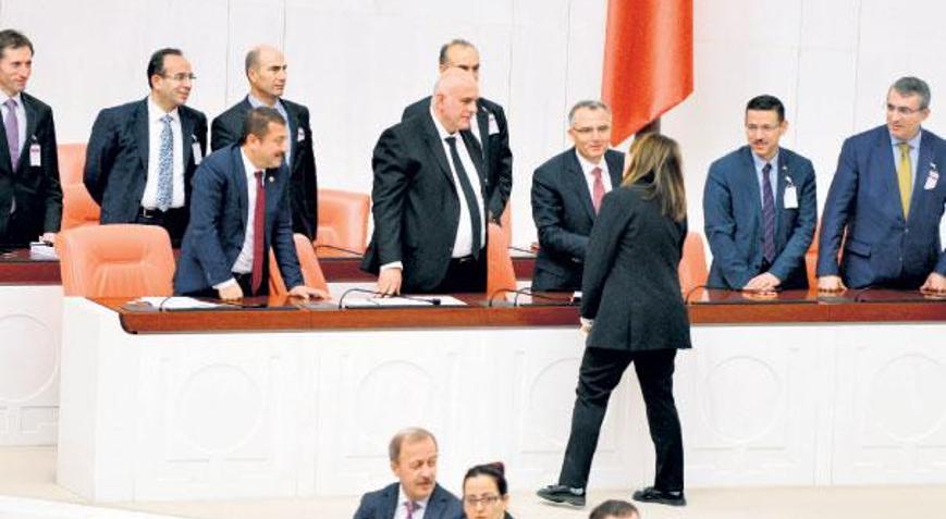 30 bin öğretmen şubatta atanacak