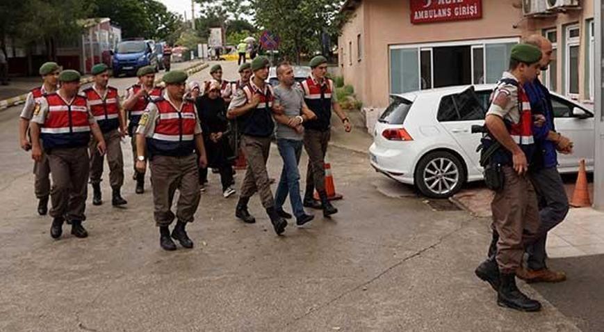 Firari FETÖcülerin Yunanistana kaçarken yakalanan eşleri tutuklandı