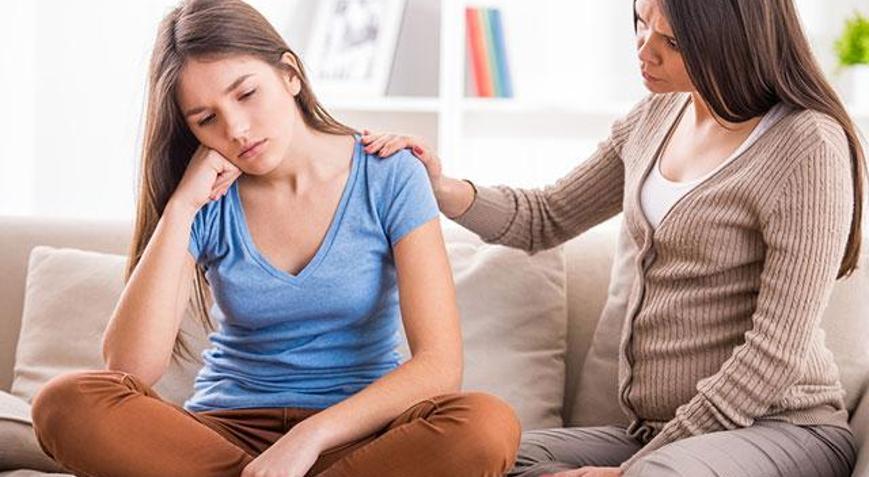 Ergen kız çocuklarında jinekolojik muayene